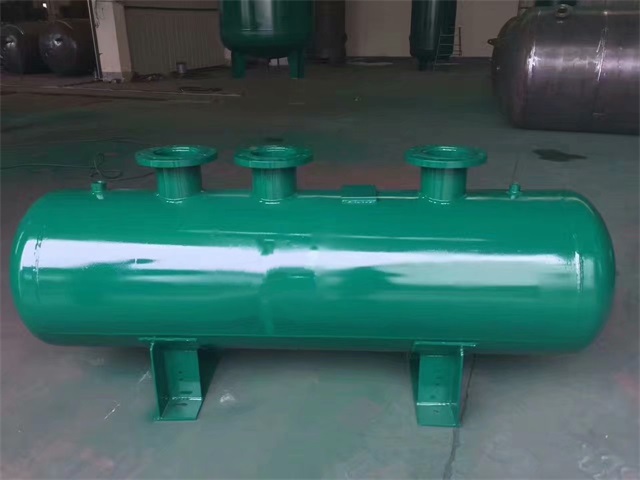 1679991473376569.jpeg 高邑高邑高邑蒸汽分气缸1.jpeg